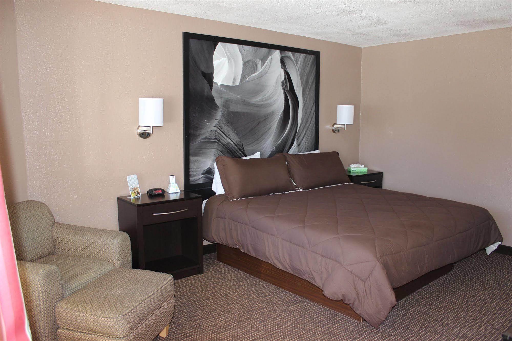 Canyon Inn Motel By Oyo Flagstaff Route-66 *